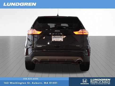 Used 2021 Ford Edge Titanium image 28