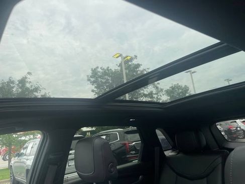 Used 2023 Cadillac XT5 Premium Luxury w/ LPO, Floor Liner Package AWD/4WD image 11
