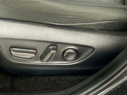 Used 2024 Toyota RAV4 XLE AWD/4WD image 15
