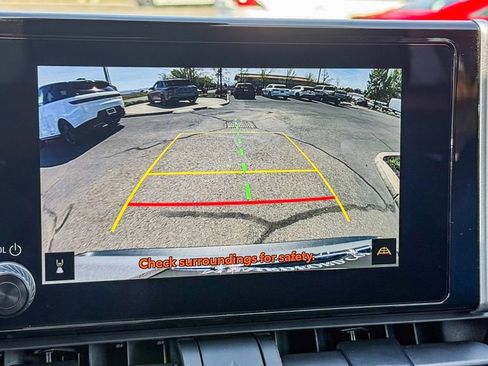 Used 2025 Toyota RAV4 XLE AWD/4WD image 25