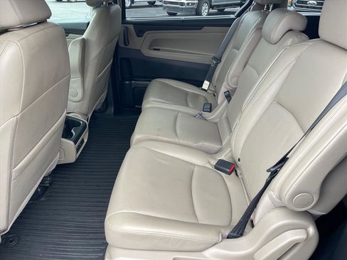Used 2018 Honda Odyssey EX-L image 12