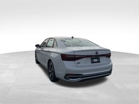 Certified 2025 Volkswagen Jetta SEL image 7