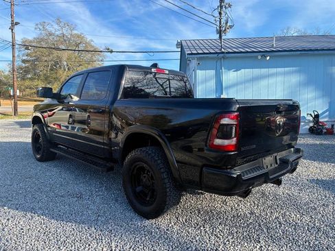 Used 2019 RAM 1500 Laramie image 8