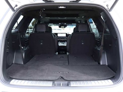 Used 2024 Hyundai Palisade Calligraphy image 19