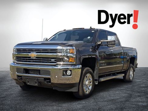Used 2016 Chevrolet Silverado 3500 LTZ w/ Duramax Plus Package AWD/4WD image 8
