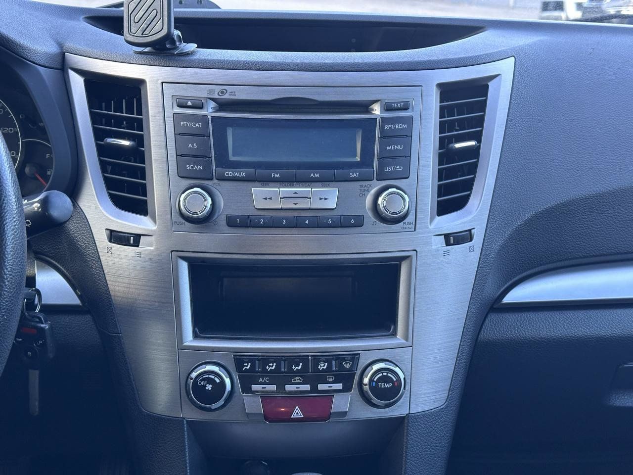 Used 2014 Subaru Outback 2.5i AWD/4WD image 19