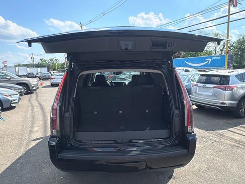 Used 2016 Cadillac Escalade Premium AWD/4WD image 22