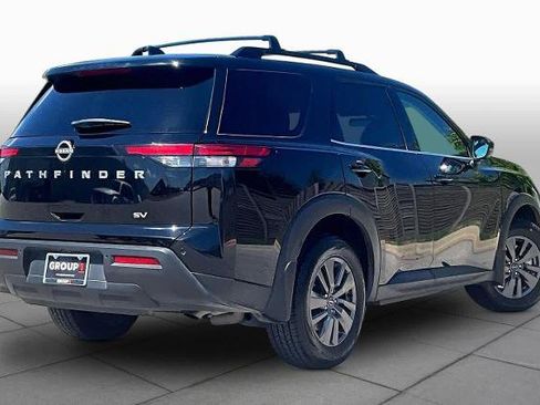 Certified 2024 Nissan Pathfinder SV FWD image 13