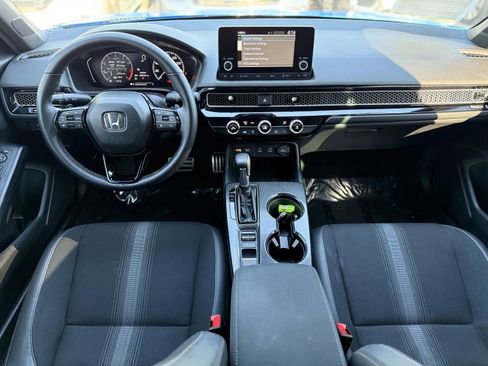 Used 2025 Honda Civic Sport image 19