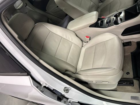 Used 2019 GMC Terrain Denali w/ Advanced Safety Package image 26