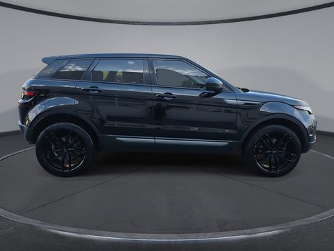 Used 2018 Land Rover Range Rover Evoque SE AWD/4WD image 14