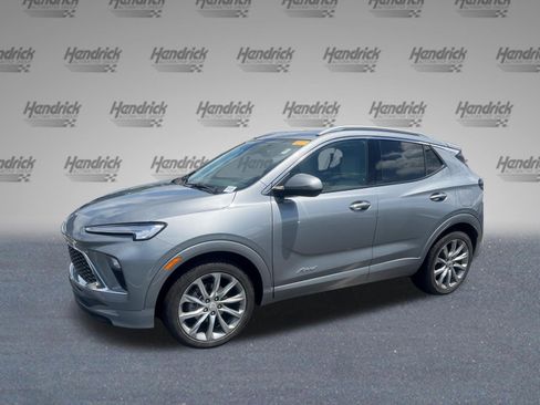 Used 2024 Buick Encore GX Avenir w/ Avenir Convenience Package FWD image 8