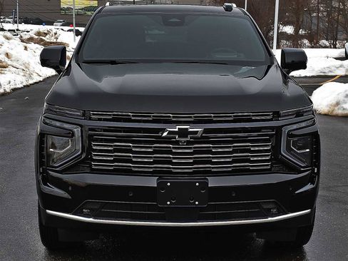 New 2026 Chevrolet Suburban High Country image 5