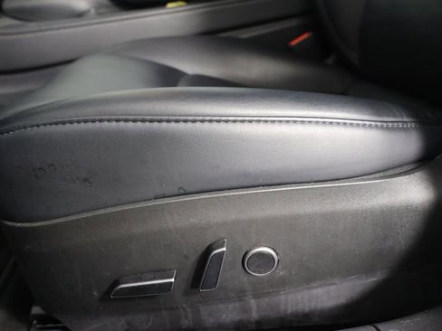 Used 2023 Tesla Model 3 Performance image 21
