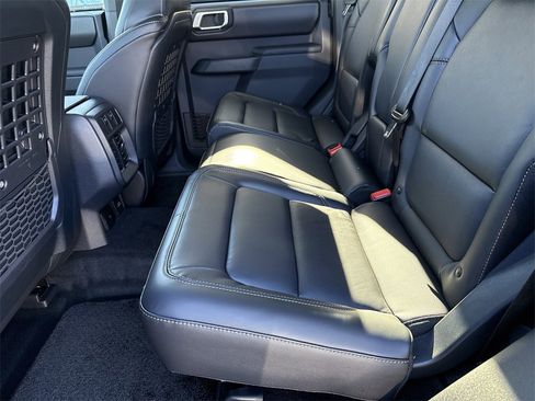 New 2025 Ford Bronco Badlands image 22