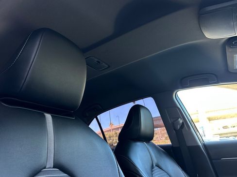 Used 2021 Toyota Camry SE image 15