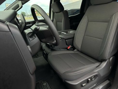 New 2026 Chevrolet Silverado 1500 Custom RWD image 12
