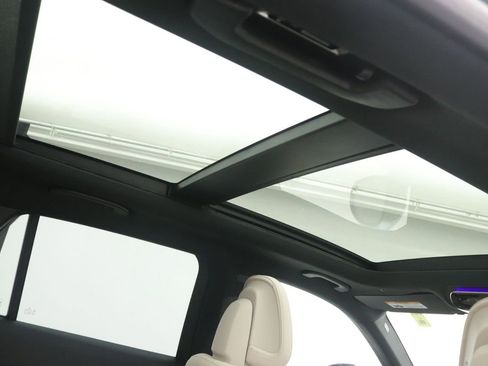 New 2026 Mercedes-Benz GLC 300 image 13