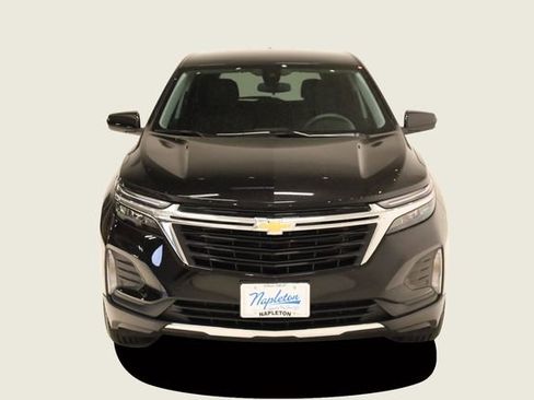 Used 2024 Chevrolet Equinox LT FWD image 3