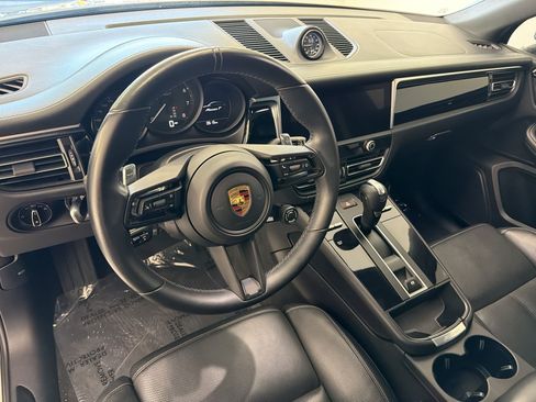 Certified 2023 Porsche Macan Turbo AWD/4WD image 4