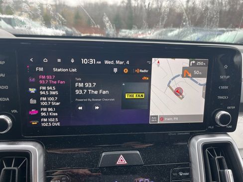 Certified 2023 Kia Sorento EX image 24