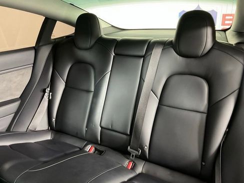 Used 2018 Tesla Model 3 Long Range image 16