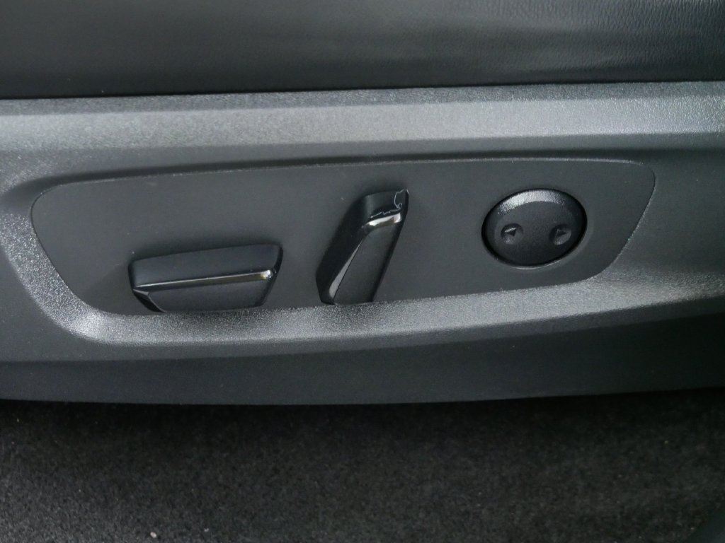 Used 2023 Nissan Pathfinder Rock Creek AWD/4WD image 21