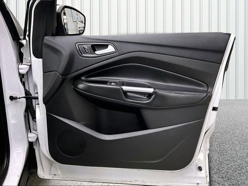 Used 2018 Ford Escape SE w/ SE Sync 3 Package FWD image 26