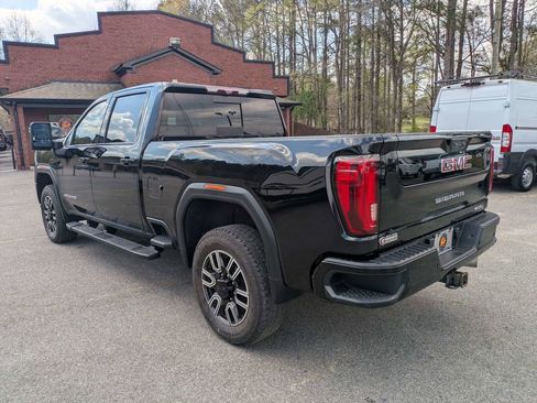 Used 2020 GMC Sierra 2500 AT4 w/ AT4 Premium Package image 7