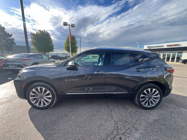 Used 2022 Chevrolet Blazer Premier w/ Enhanced Convenience Package AWD/4WD image 8