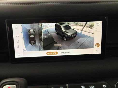 Certified 2024 Land Rover Defender 110 X-Dynamic SE image 22