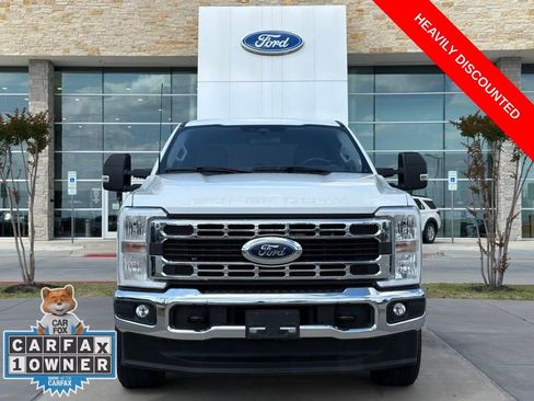Used 2024 Ford F250 XLT w/ FX4 Off-Road Package AWD/4WD image 2