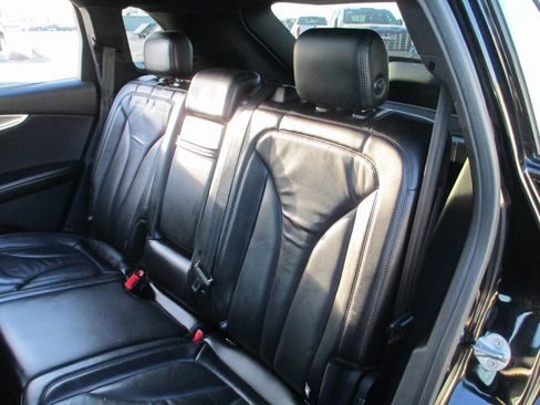 Used 2017 Lincoln MKX Reserve image 18