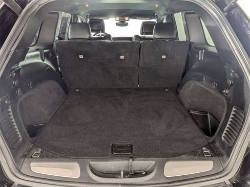 Certified 2018 Jeep Grand Cherokee Limited image 30