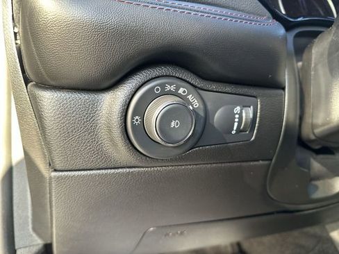 Used 2022 Dodge Durango R/T image 18