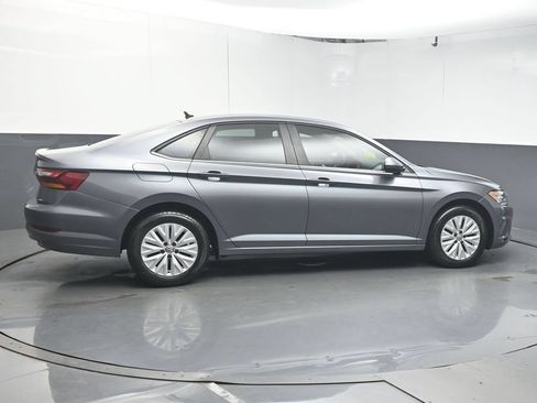 Used 2019 Volkswagen Jetta S w/ Driver Assistance Package FWD image 8