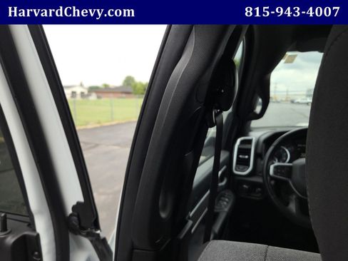 Used 2024 RAM 3500 Big Horn AWD/4WD image 31