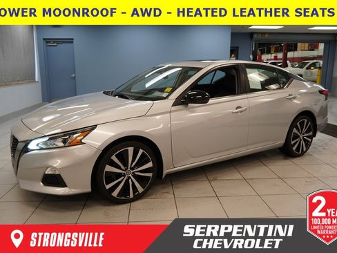 Used 2020 Nissan Altima 2.5 SR w/ Premium Package image 1