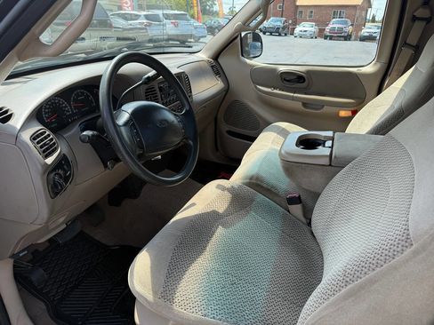 Used 2001 Ford F150 XLT image 10