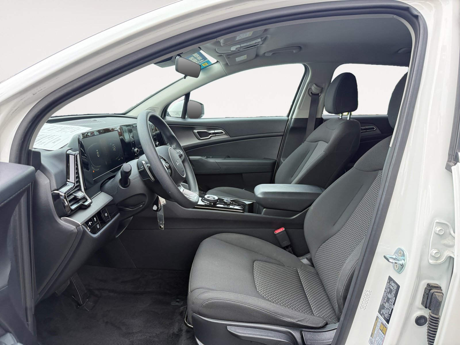Used 2023 Kia Sportage LX AWD/4WD image 10