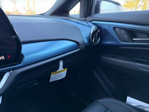 New 2026 Chevrolet Equinox EV LT image 34