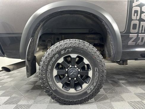 Used 2017 RAM 2500 Power Wagon w/ Leather & Luxury Group image 9