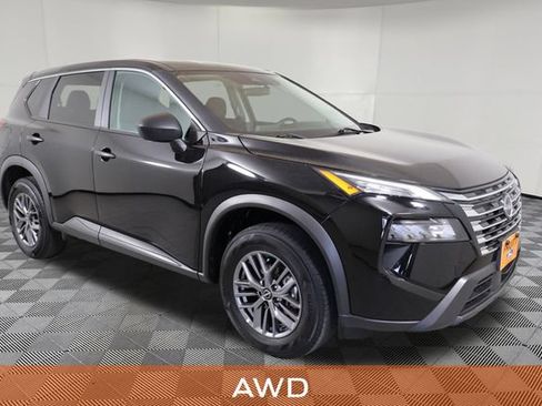 Used 2024 Nissan Rogue S AWD/4WD image 4