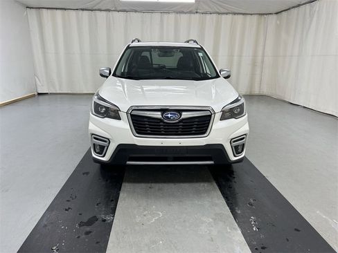 Used 2021 Subaru Forester Touring image 3