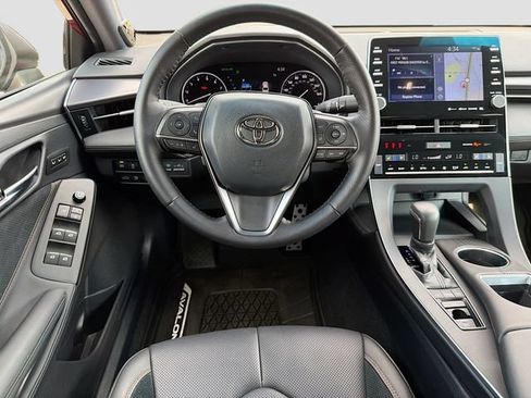 Used 2020 Toyota Avalon Touring w/ Advanced Safety Package FWD image 23