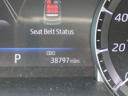 Used 2023 Toyota Highlander XLE FWD image 26