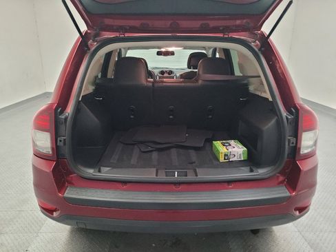 Used 2017 Jeep Compass Latitude AWD/4WD image 29