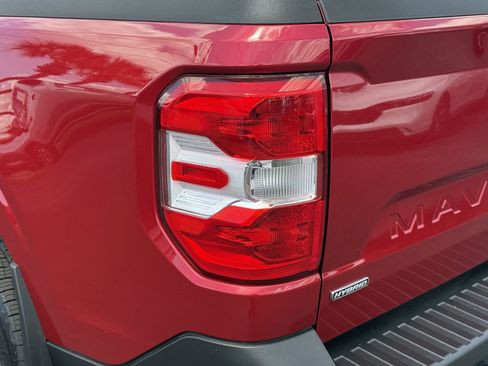 Certified 2022 Ford Maverick Lariat w/ Lariat Luxury Package FWD image 10