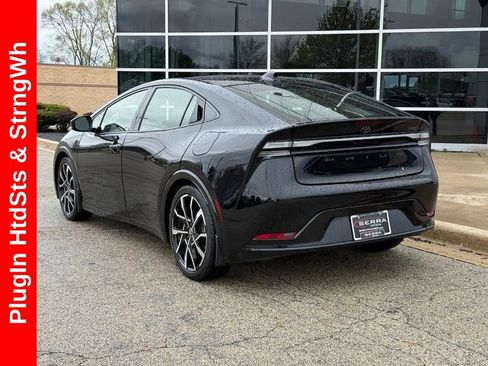 Used 2024 Toyota Prius Prime FWD image 5