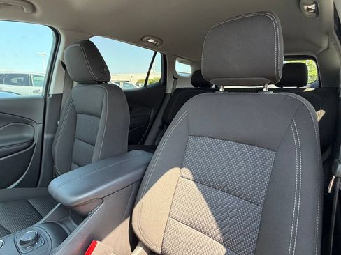 Certified 2023 GMC Terrain SLE FWD image 25